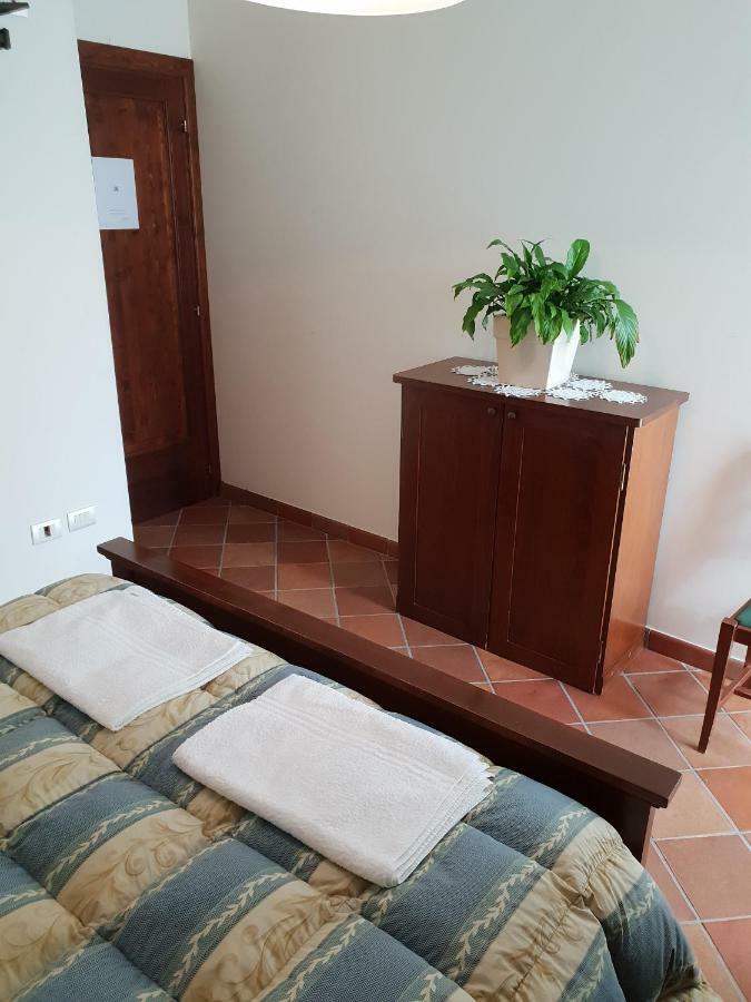 Maison d'hôtes "La Grancia" Country House à Treia Extérieur photo